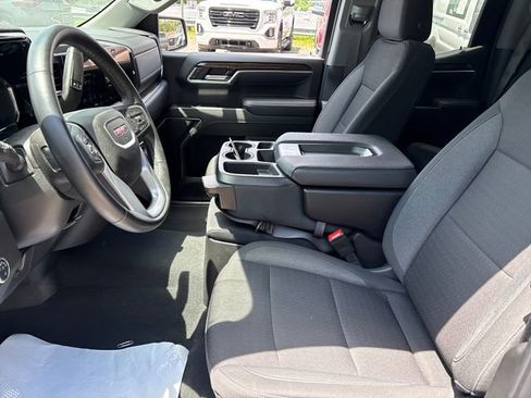 Used 2024 GMC Sierra 1500 Elevation AWD/4WD image 11