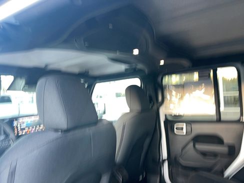 New 2026 Jeep Wrangler Unlimited Sport image 19