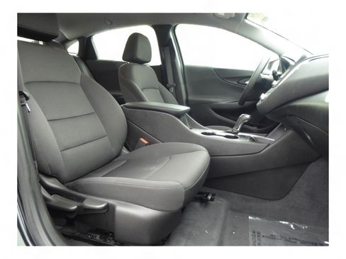 Used 2019 Chevrolet Malibu LT image 13