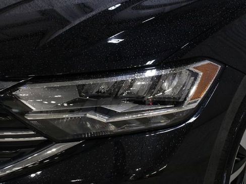 Certified 2024 Volkswagen Jetta S image 32