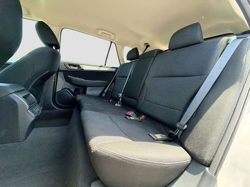 Used 2019 Subaru Outback 2.5i Premium AWD/4WD image 20