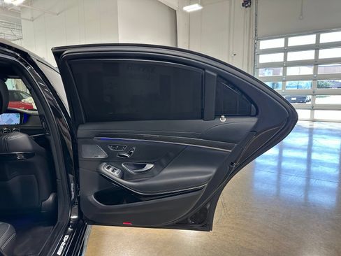 Used 2017 Mercedes-Benz S 63 AMG 4MATIC Sedan image 43