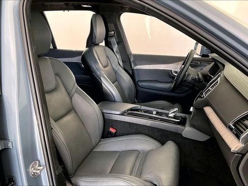 Certified 2023 Volvo XC90 B6 Ultimate w/ Lounge Package AWD/4WD image 8