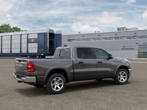 New 2026 RAM 1500 4x4 Crew Cab image 4