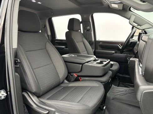 Used 2024 Chevrolet Silverado 2500 LT w/ Convenience Package image 35