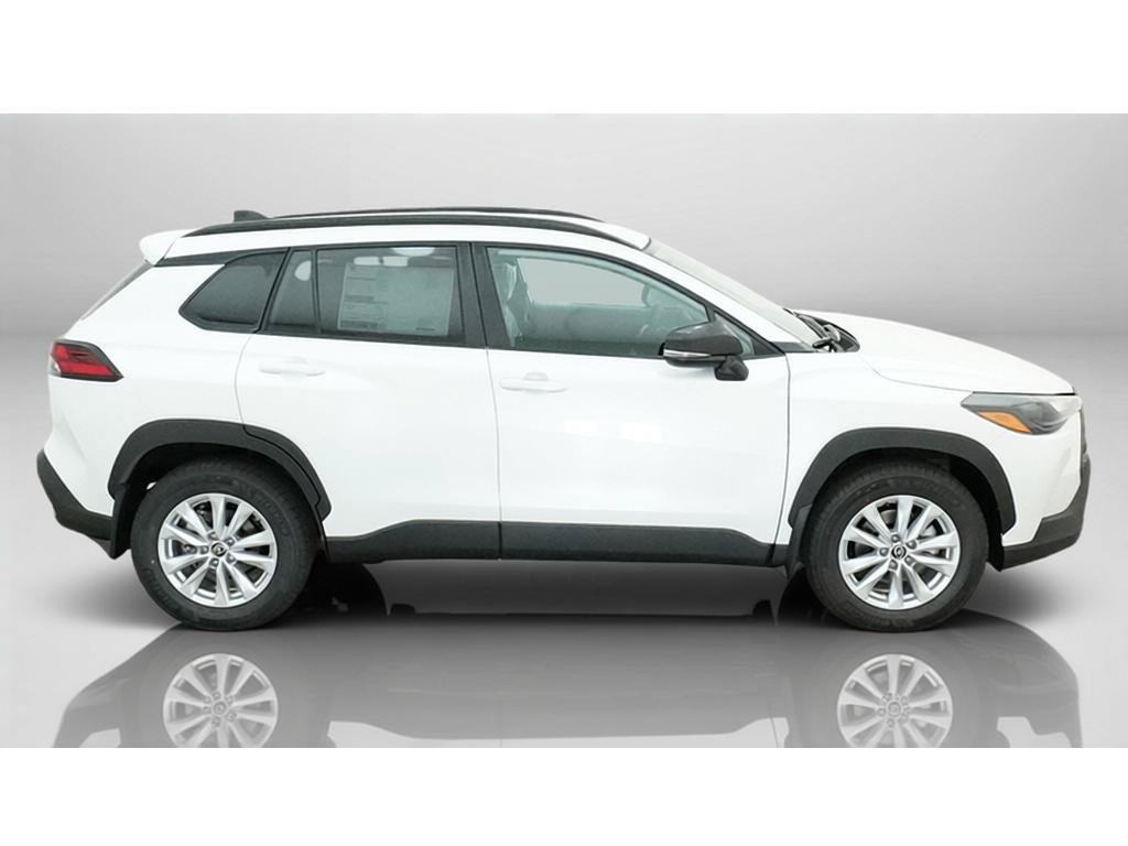 New 2026 Toyota Corolla Cross LE FWD image 11