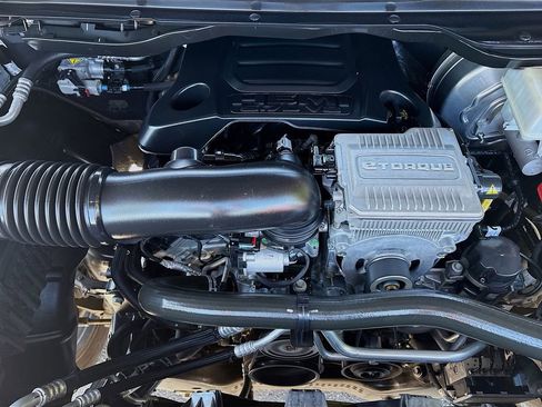Used 2022 RAM 1500 Big Horn AWD/4WD image 29