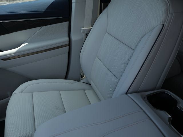 New 2026 Buick Enclave Avenir w/ Super Cruise Package AWD/4WD image 28