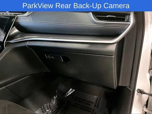 Used 2022 Jeep Grand Cherokee L Laredo AWD/4WD image 26