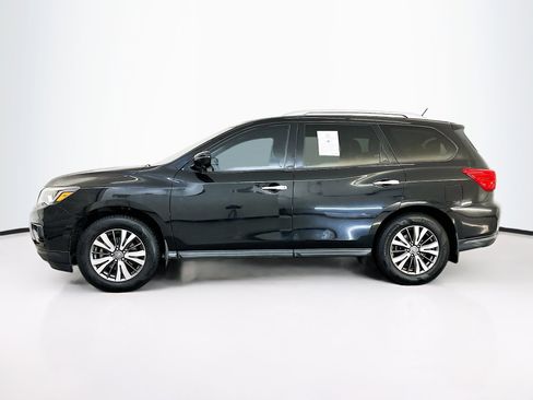 Used 2017 Nissan Pathfinder SL w/ SL Tech Package image 4
