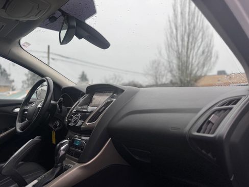 Used 2012 Ford Focus SEL image 6