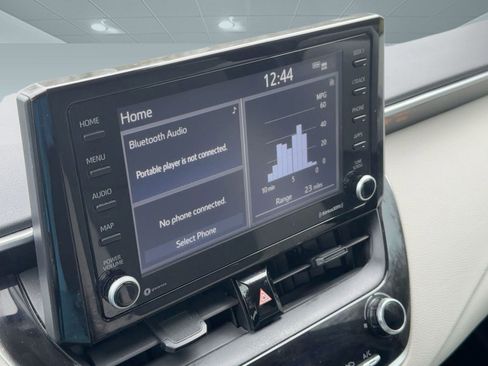 Used 2022 Toyota Corolla LE image 22