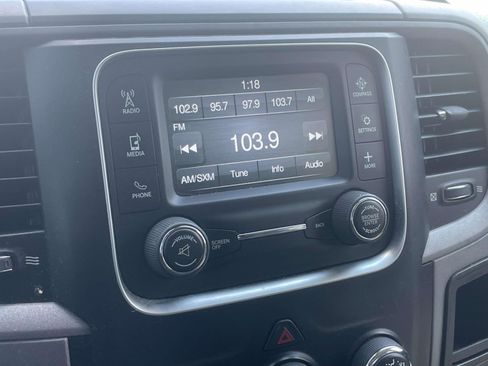 Used 2017 RAM 3500 Tradesman w/ Chrome Appearance Group AWD/4WD image 25