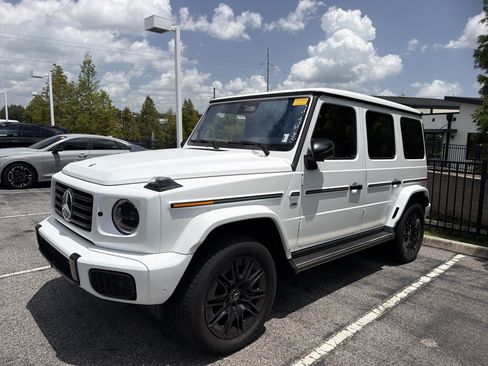 Certified 2025 Mercedes-Benz G 580 w/ EQ Technology image 4