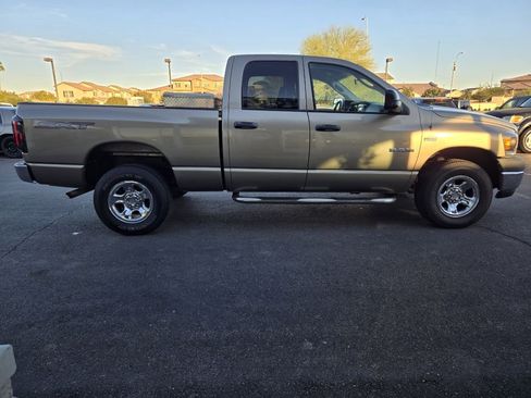 Used 2008 Dodge Ram 1500 Truck ST image 4