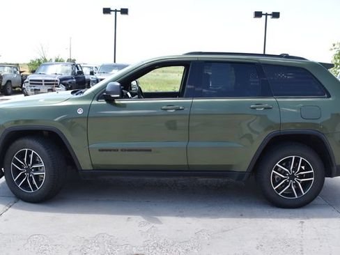 Used 2021 Jeep Grand Cherokee Trailhawk w/ Premium Lighting Group AWD/4WD image 9