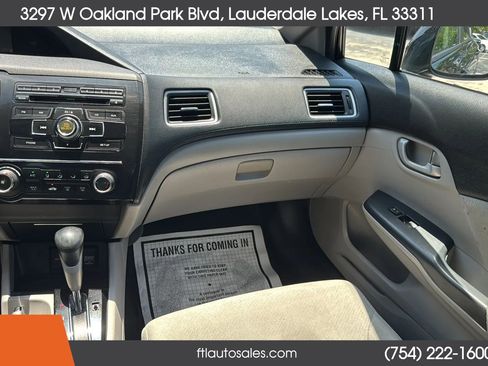 Used 2013 Honda Civic LX image 29