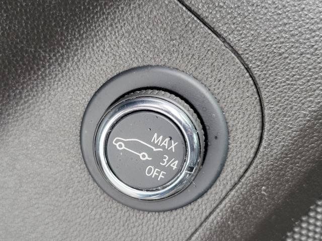 Used 2021 GMC Acadia SLE w/ Driver Convenience Package AWD/4WD image 25