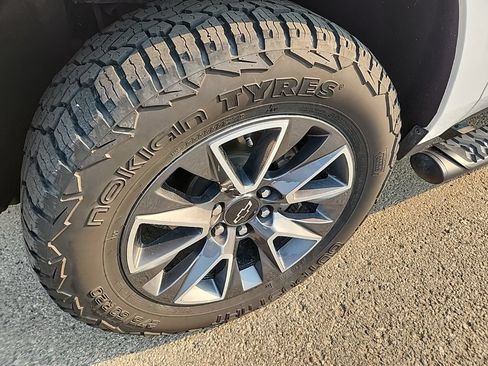 Certified 2023 Chevrolet Suburban Z71 w/ Luxury Package AWD/4WD image 56