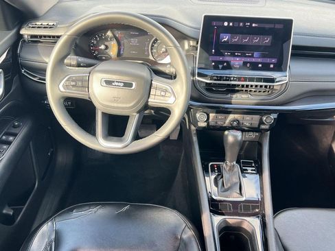 Used 2022 Jeep Compass Altitude w/ Sun and Sound Group image 25