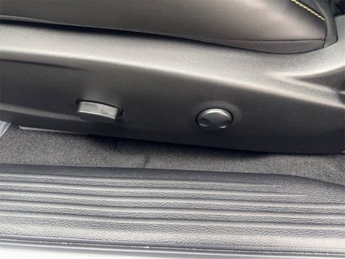 Used 2023 Dodge Challenger R/T Scat Pack image 31