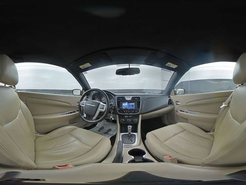 Used 2011 Chrysler 200 Limited FWD image 13