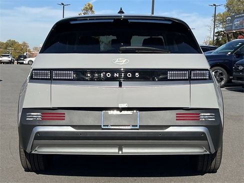 New 2026 Hyundai Ioniq 5 SE image 37