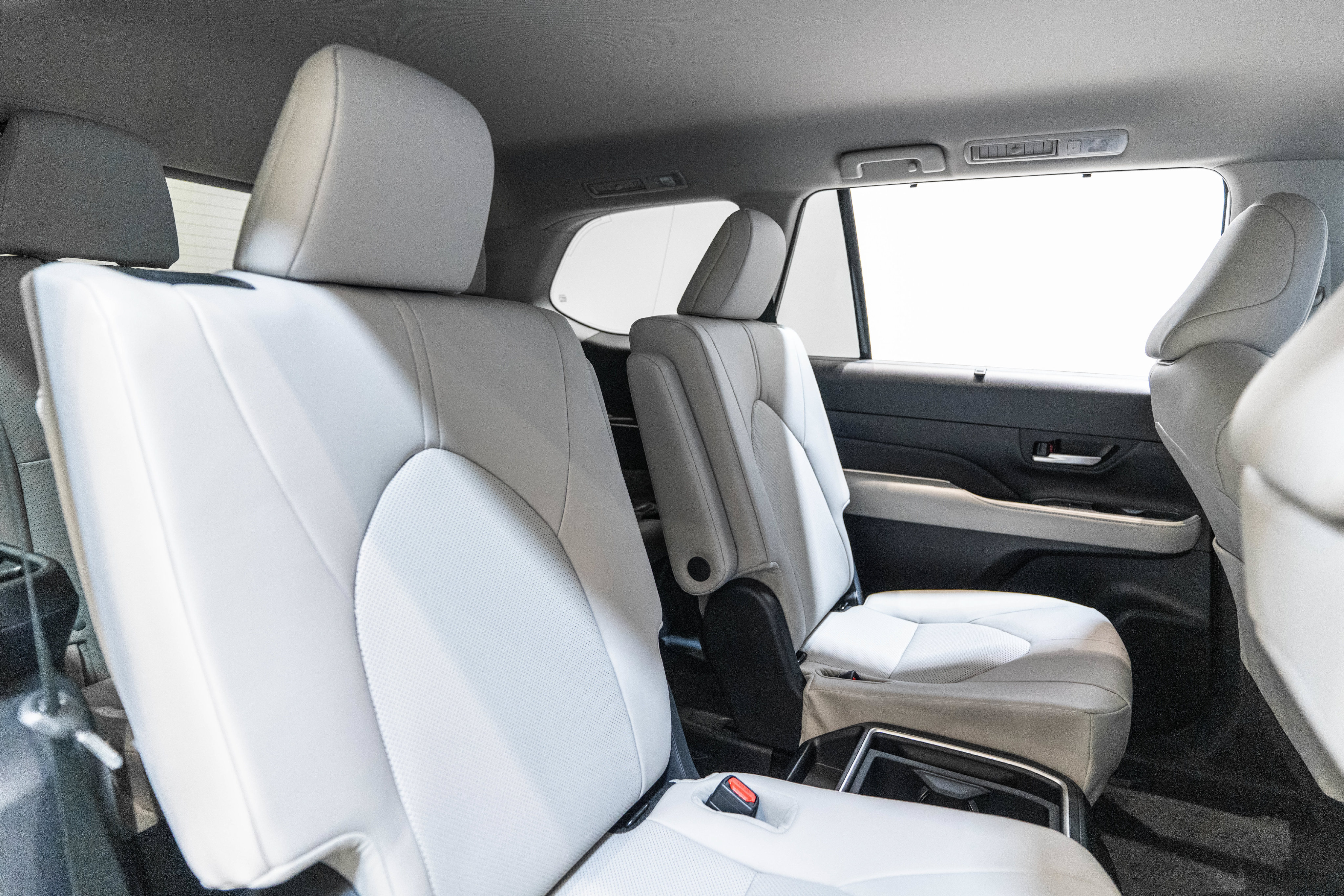New 2026 Toyota Grand Highlander XLE FWD image 34