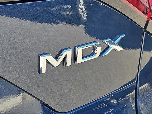 Used 2026 Acura MDX w/ Technology Package FWD image 11