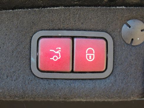 Used 2018 Mercedes-Benz C 43 AMG 4MATIC Sedan image 19