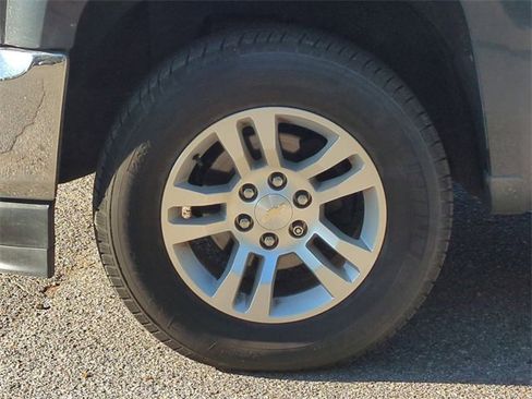 Used 2019 Chevrolet Silverado 1500 LT w/ All Star Edition image 10