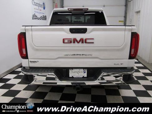 Used 2022 GMC Sierra 1500 SLT w/ SLT Premium Plus Package image 18