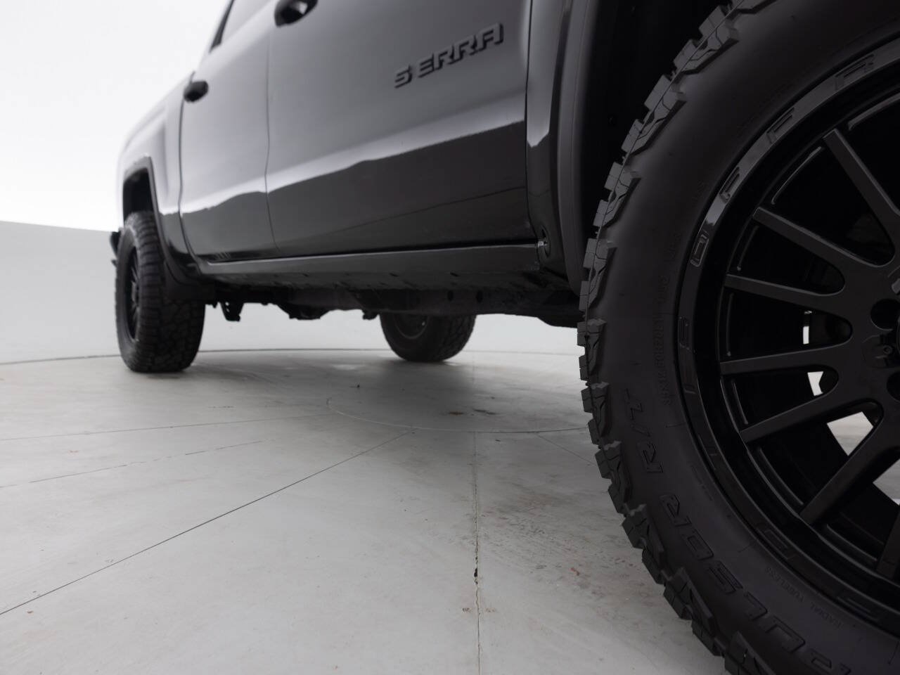 Used 2014 GMC Sierra 1500 4x4 Crew Cab image 23