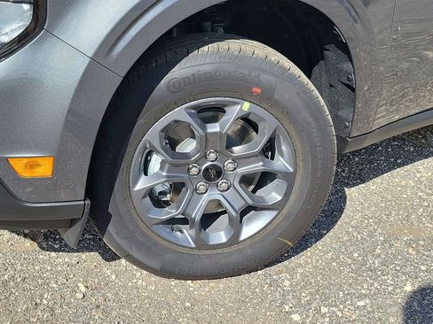 New 2025 Ford Maverick XLT w/ XLT Luxury Package image 18