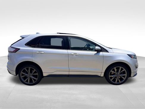 Used 2018 Ford Edge Sport w/ Equipment Group 401A AWD/4WD image 4