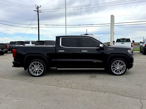 Used 2023 GMC Sierra 1500 Denali Ultimate AWD/4WD image 6