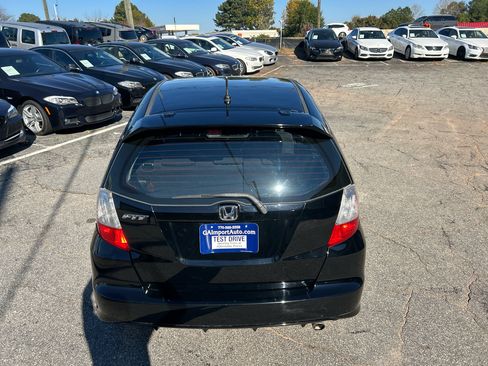 Used 2011 Honda Fit Sport image 7