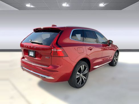 Certified 2023 Volvo XC60 B5 Plus w/ Protection Package Premier image 9