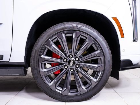 Used 2026 Cadillac Escalade V w/ LPO, Floor Liner Package AWD/4WD image 12