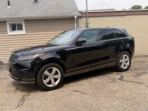 Used 2018 Land Rover Range Rover Velar S AWD/4WD image 2