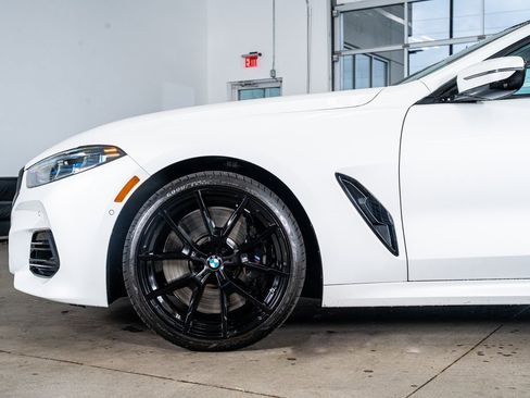 Used 2025 BMW 840i image 9