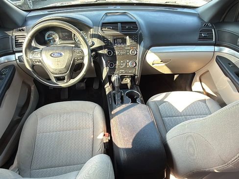 Used 2018 Ford Explorer 4WD image 31