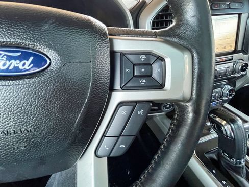 Used 2018 Ford F150 Lariat w/ Equipment Group 502A Luxury AWD/4WD image 27