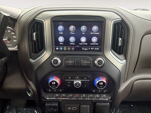 Used 2021 GMC Sierra 1500 Denali w/ Denali Premium Package AWD/4WD image 11