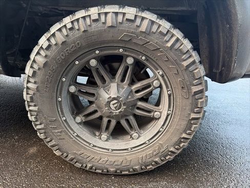 Used 2014 Ford F150 Raptor w/ Equipment Group 801A Luxury image 4