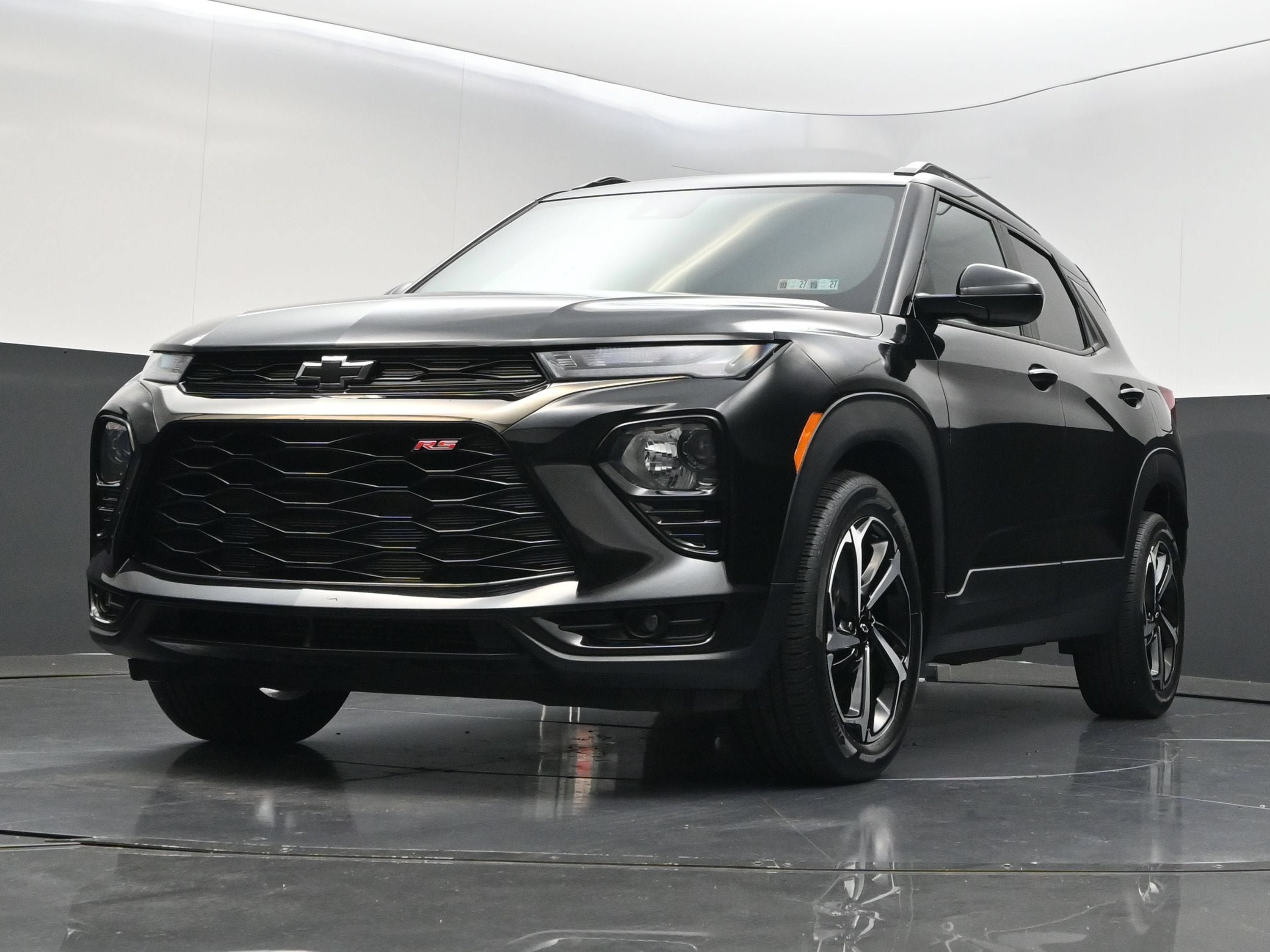 Certified 2023 Chevrolet TrailBlazer RS w/ Convenience Package FWD image 39