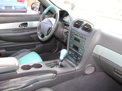 Used 2002 Ford Thunderbird RWD image 12
