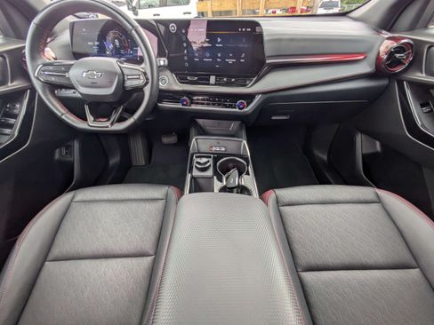 Used 2026 Chevrolet Equinox RS FWD image 14