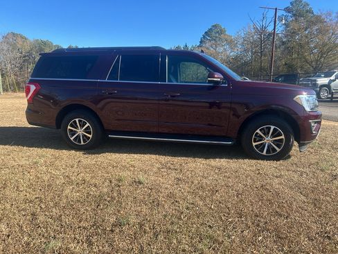 Used 2020 Ford Expedition Max XLT w/ Equipment Group 202A image 9