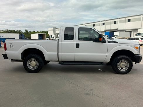 Used 2016 Ford F250 XL w/ Power Equipment Group AWD/4WD image 6